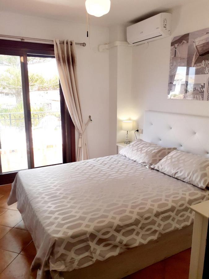 Casa Billarose - Lovely House Overlooking Pool & Walking Distance To The Beach And Restaurants Cabo Roig Exterior photo